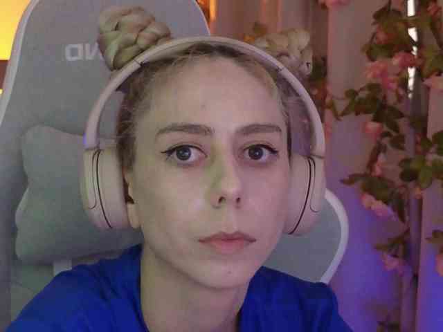 ballerina_capuchina webcam