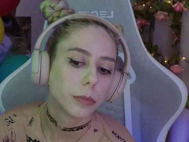 xxx webcam chat -Light-Fury-