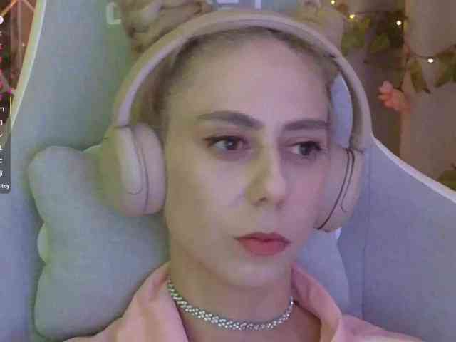 ballerina_capuchina webcam