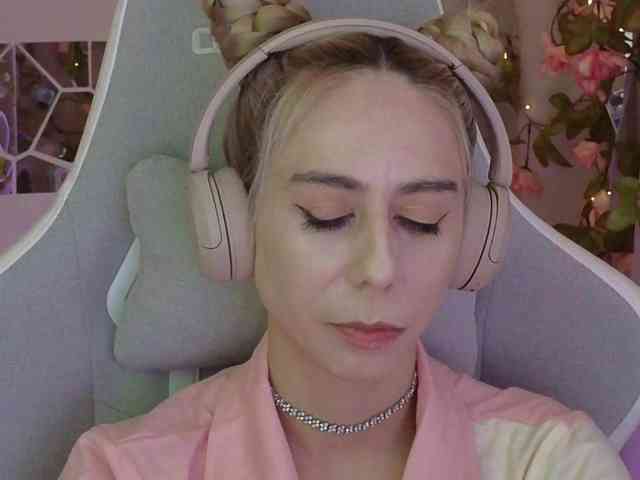 ballerina_capuchina webcam