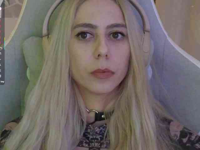 ballerina_capuchina webcam