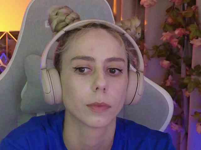 ballerina_capuchina webcam