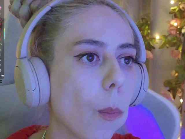 ballerina_capuchina webcam