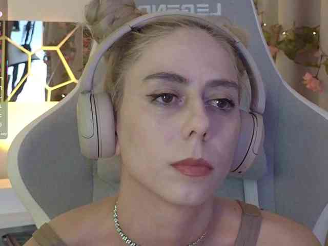 ballerina_capuchina webcam