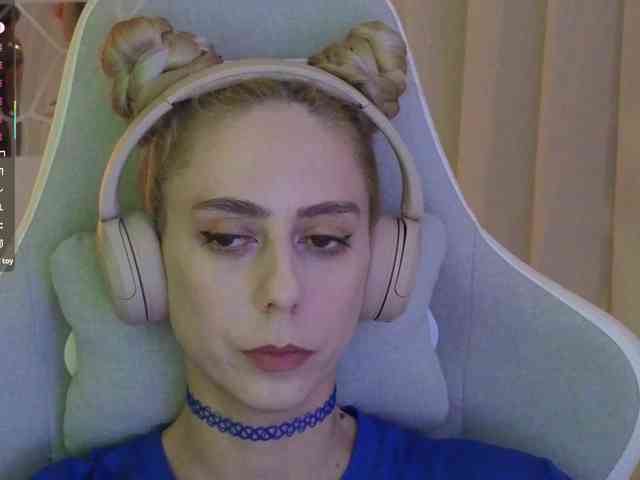 ballerina_capuchina webcam