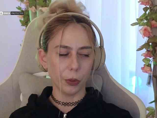 ballerina_capuchina webcam