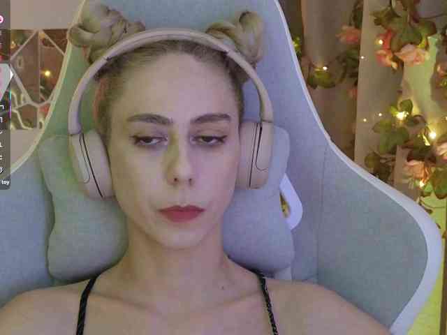 ballerina_capuchina webcam