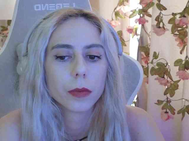 ballerina_capuchina webcam