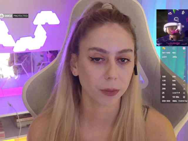 Danil__Kolbasenko webcam