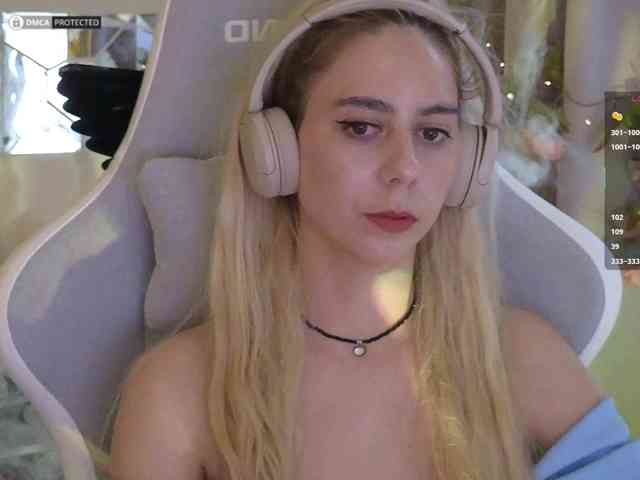 ballerina_capuchina webcam