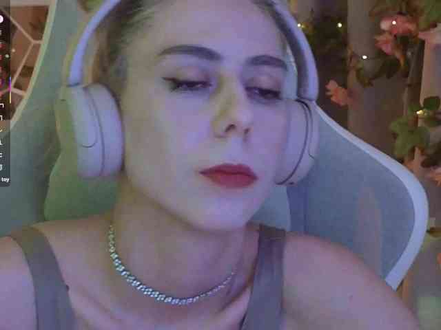 ballerina_capuchina webcam