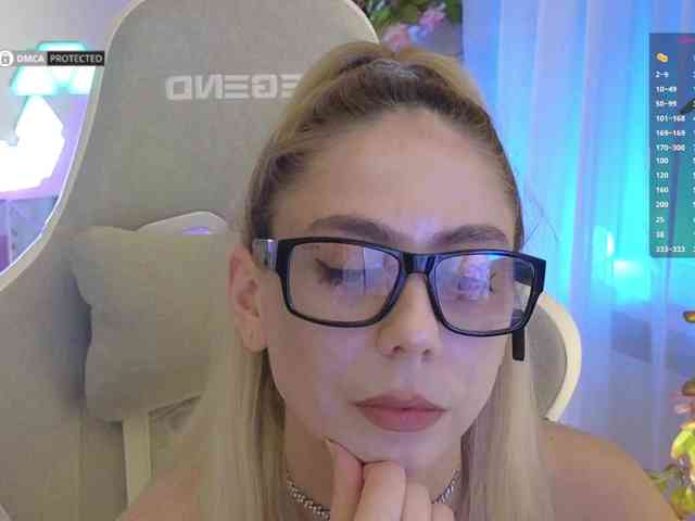 Danil__Kolbasenko webcam