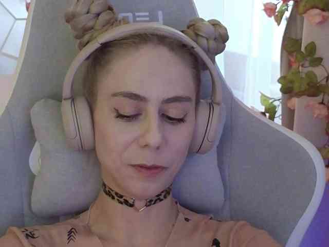 ballerina_capuchina webcam