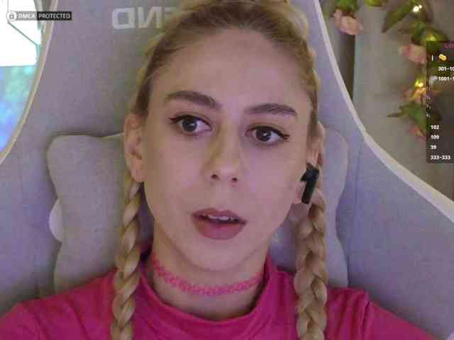ballerina_capuchina webcam