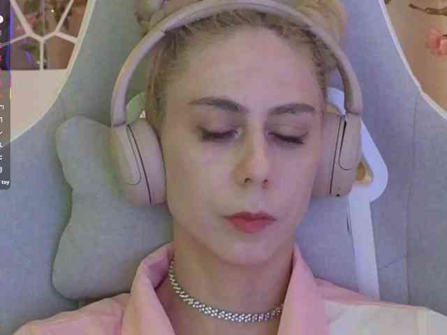 ballerina_capuchina webcam