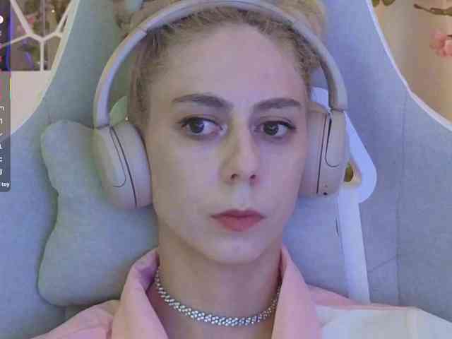 ballerina_capuchina webcam