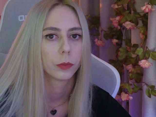 ballerina_capuchina webcam