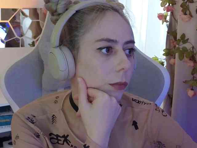 ballerina_capuchina webcam