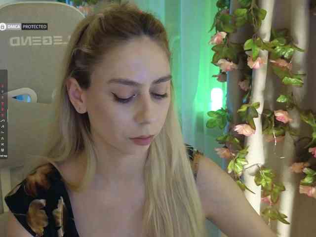 ballerina_capuchina webcam