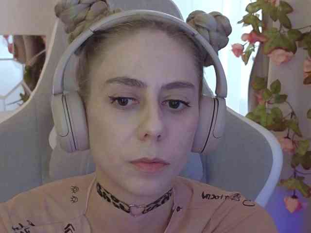 ballerina_capuchina webcam