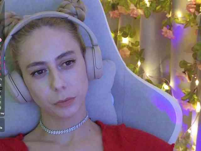 ballerina_capuchina webcam