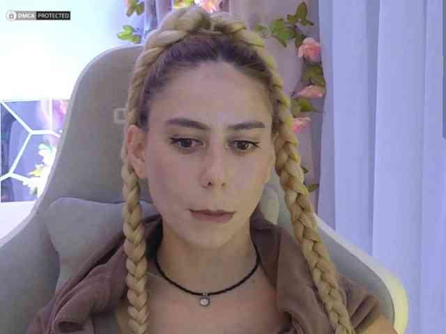 ballerina_capuchina webcam