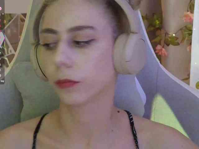 ballerina_capuchina webcam