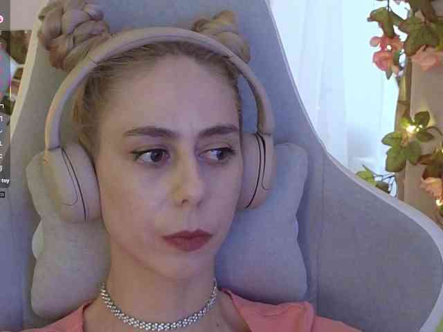 ballerina_capuchina webcam