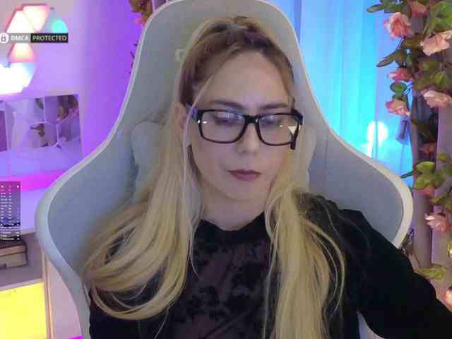 ballerina_capuchina webcam