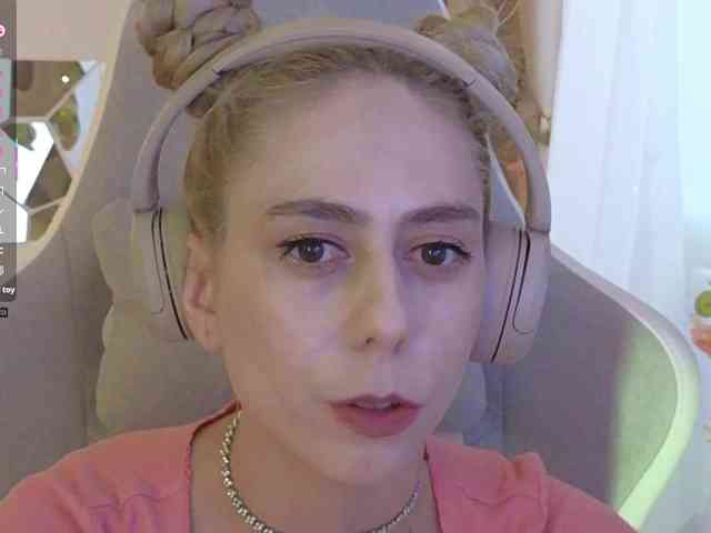 ballerina_capuchina webcam