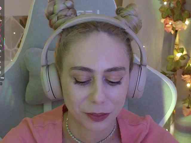 ballerina_capuchina webcam