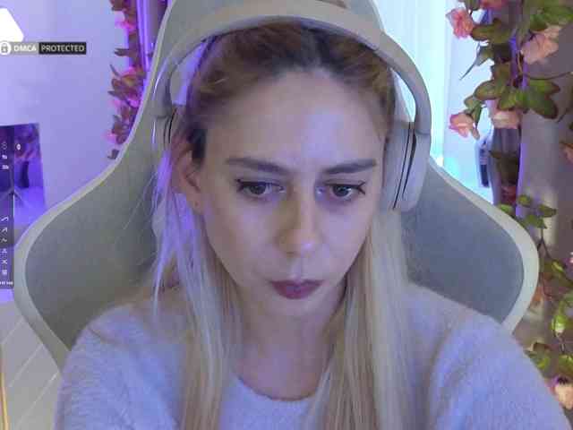 ballerina_capuchina webcam