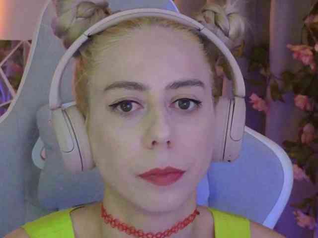 ballerina_capuchina webcam