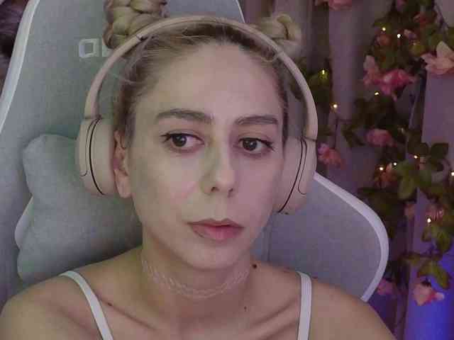 ballerina_capuchina webcam