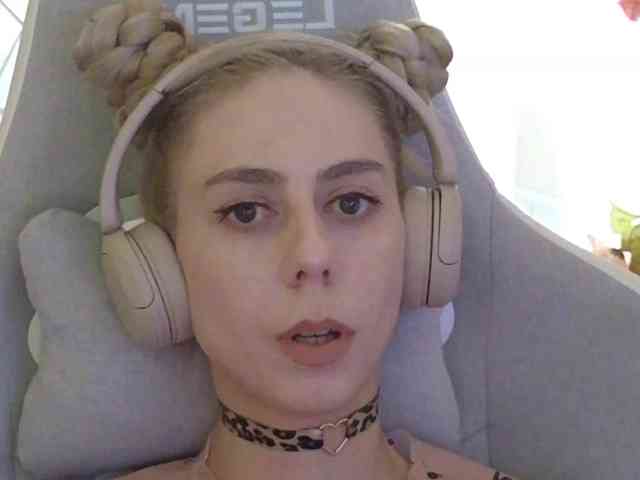 ballerina_capuchina webcam
