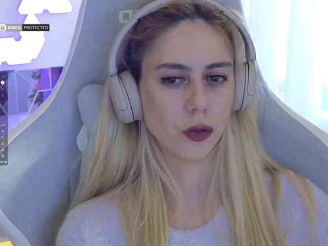 ballerina_capuchina webcam