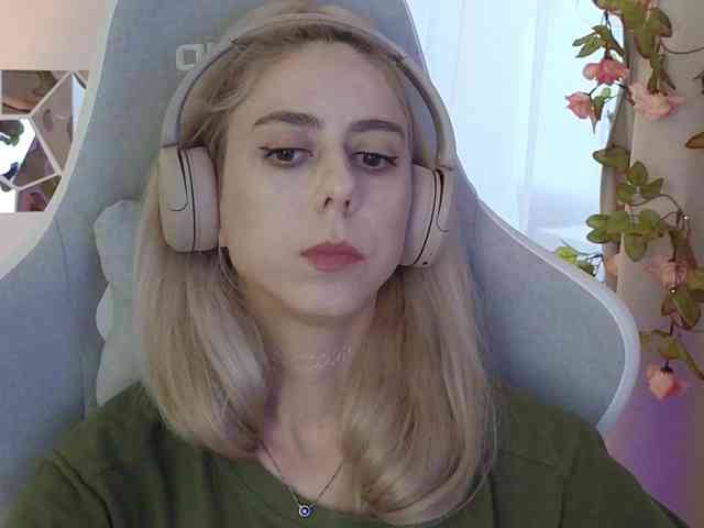 ballerina_capuchina webcam