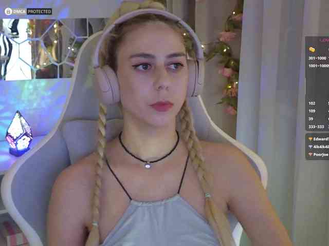 -Light-Fury- Live Webcam on BongaCams