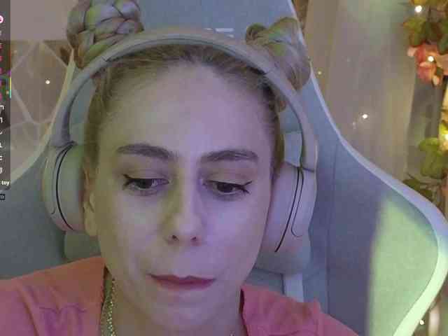 ballerina_capuchina webcam