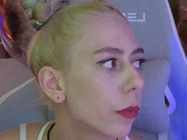 ballerina_capuchina webcam