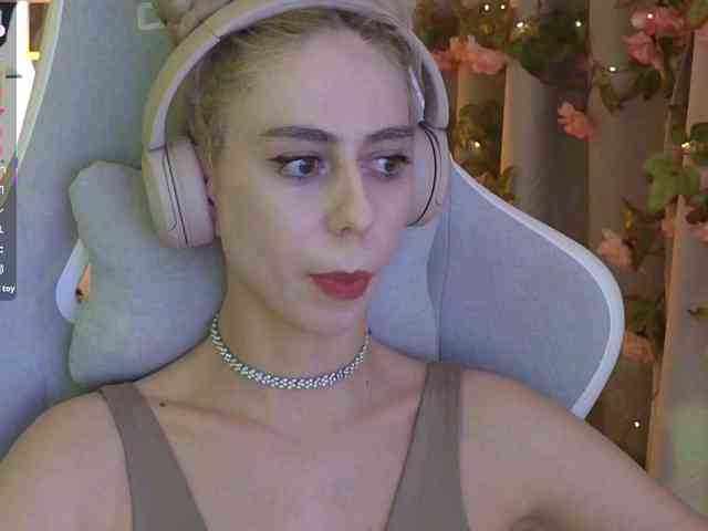 ballerina_capuchina webcam