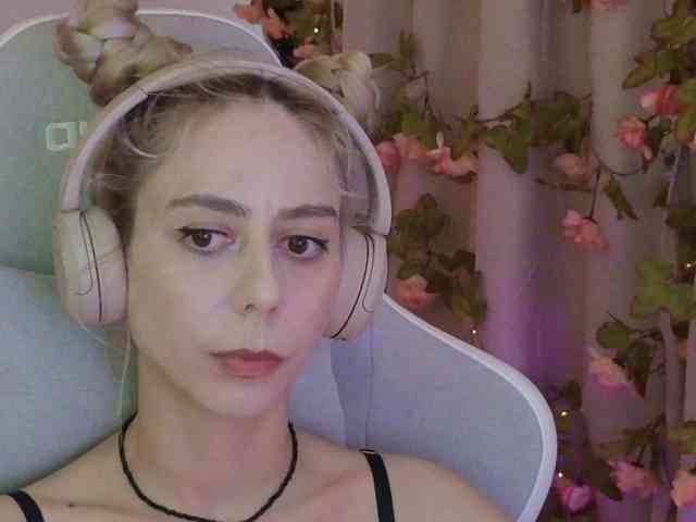 ballerina_capuchina webcam