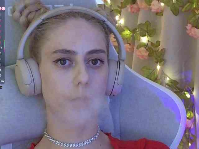 ballerina_capuchina webcam