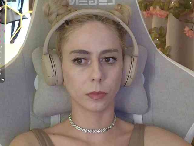 ballerina_capuchina webcam