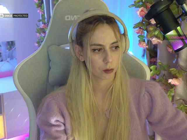 ballerina_capuchina webcam