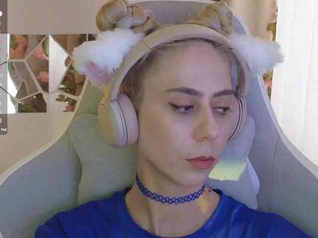 ballerina_capuchina webcam