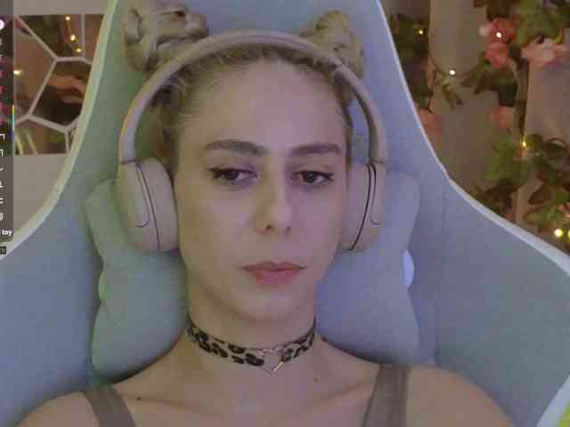 ballerina_capuchina webcam