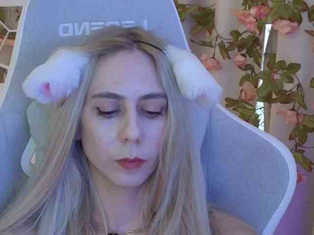 ballerina_capuchina webcam