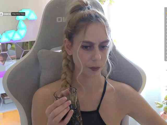 Danil__Kolbasenko webcam