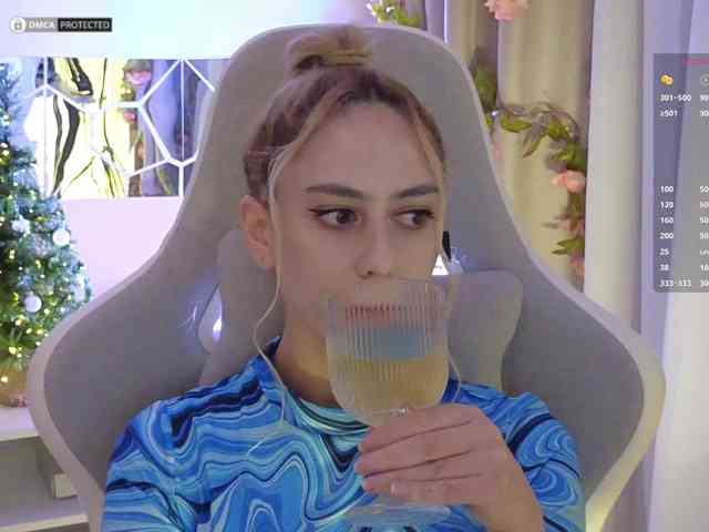 ballerina_capuchina webcam